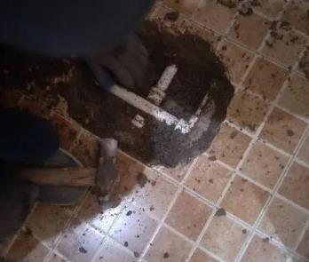 沙河口卫生间漏水维修公司为您分享下卫生间渗水如何处理及注意事项
